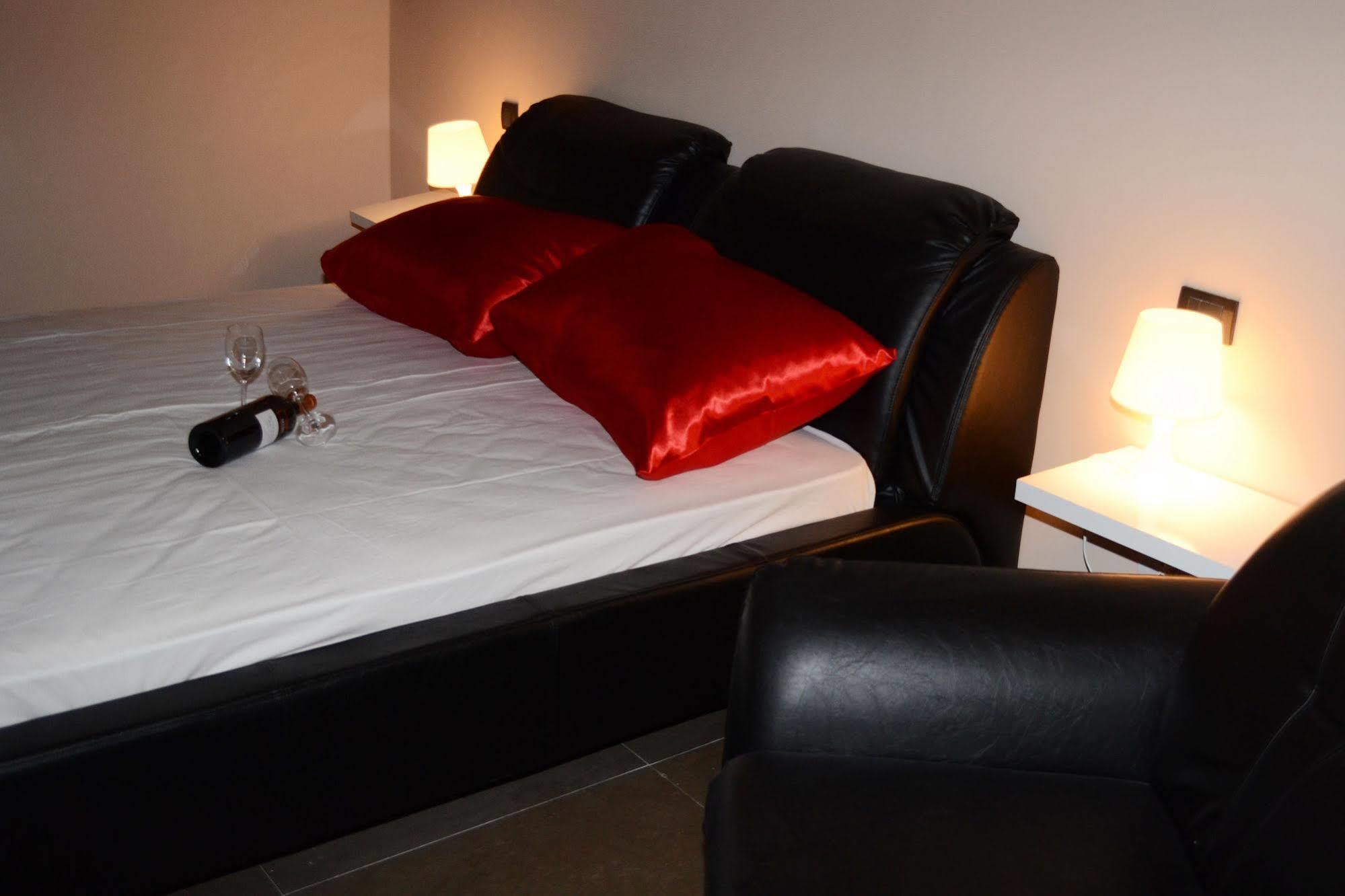 Hotel Metropolitan By Belgrade Arena Екстер'єр фото